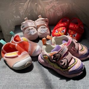 Kids Pink Dinosaur Sneakers - Pink Athletic Shoes for Toddlers